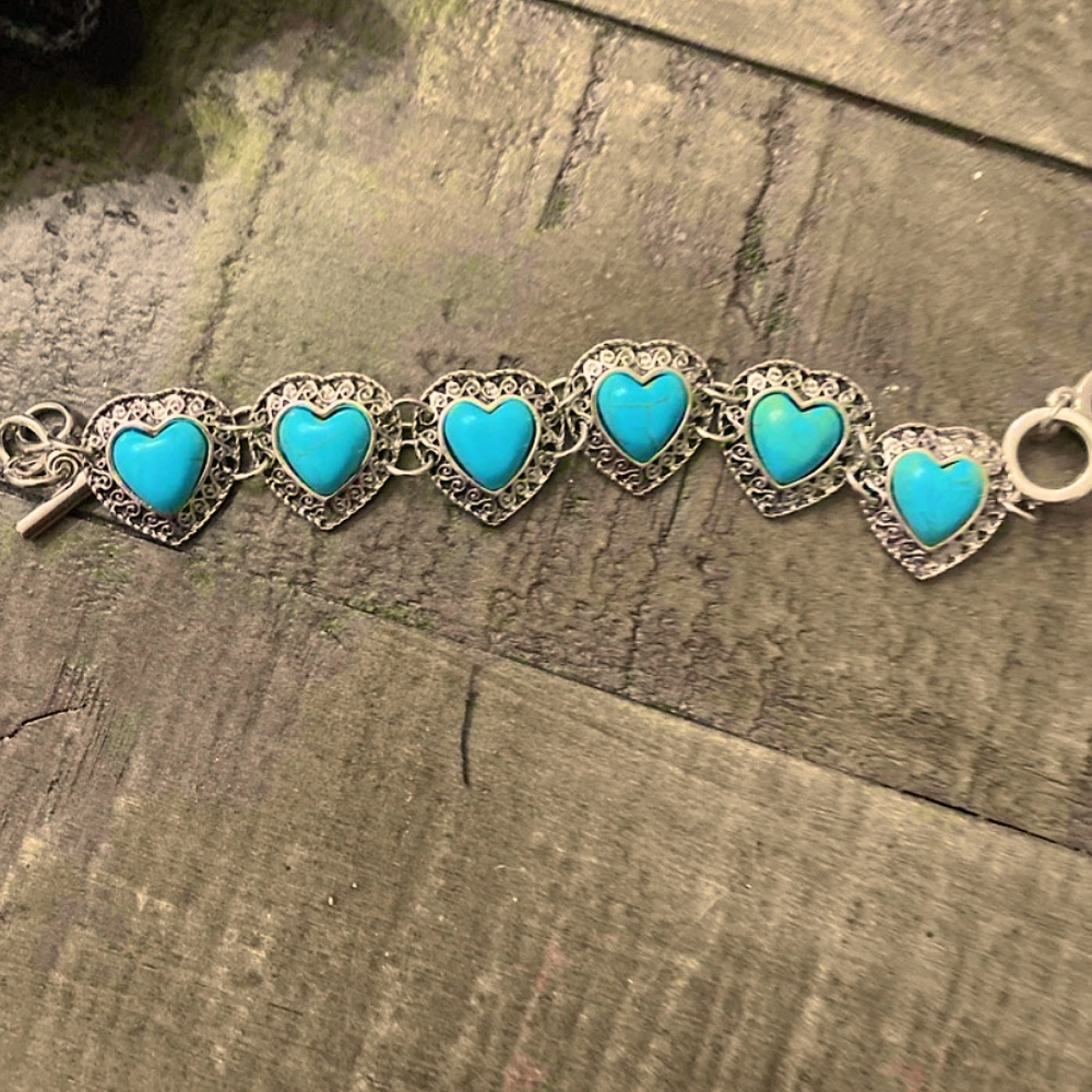 Heart Embellished Turquoise Bracelet